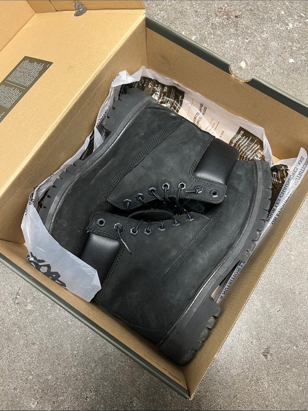 Timberland PRO Black Work Boots - Lace-Up Rugged Design